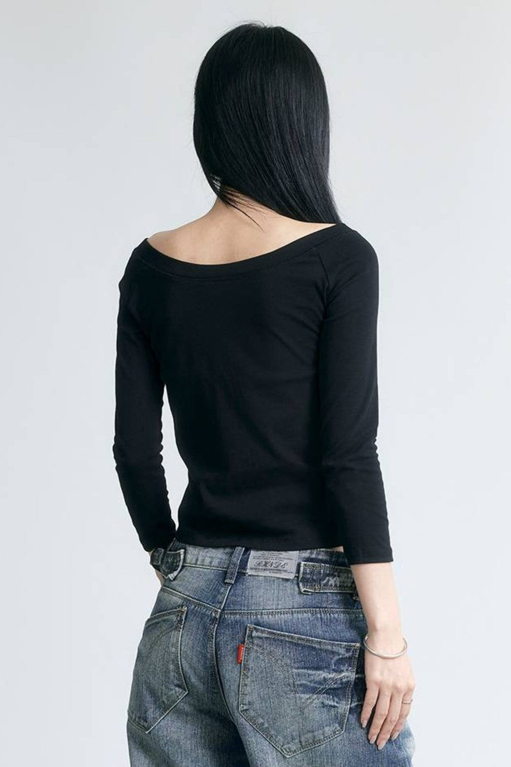 Essential Button-Up Longsleeve