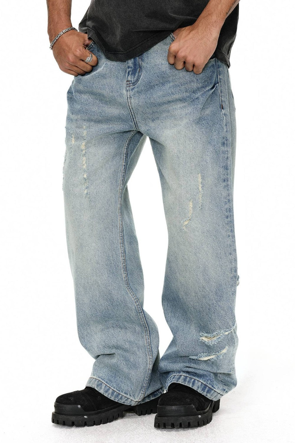 Axel Ripped Washed Jeans