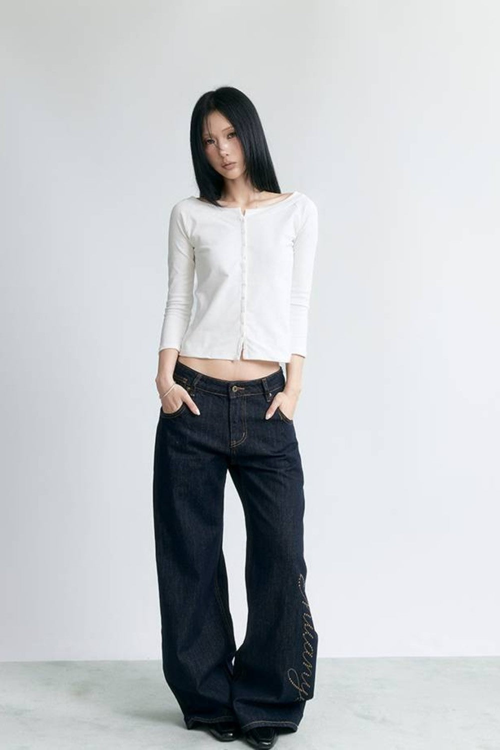 Essential Button-Up Longsleeve