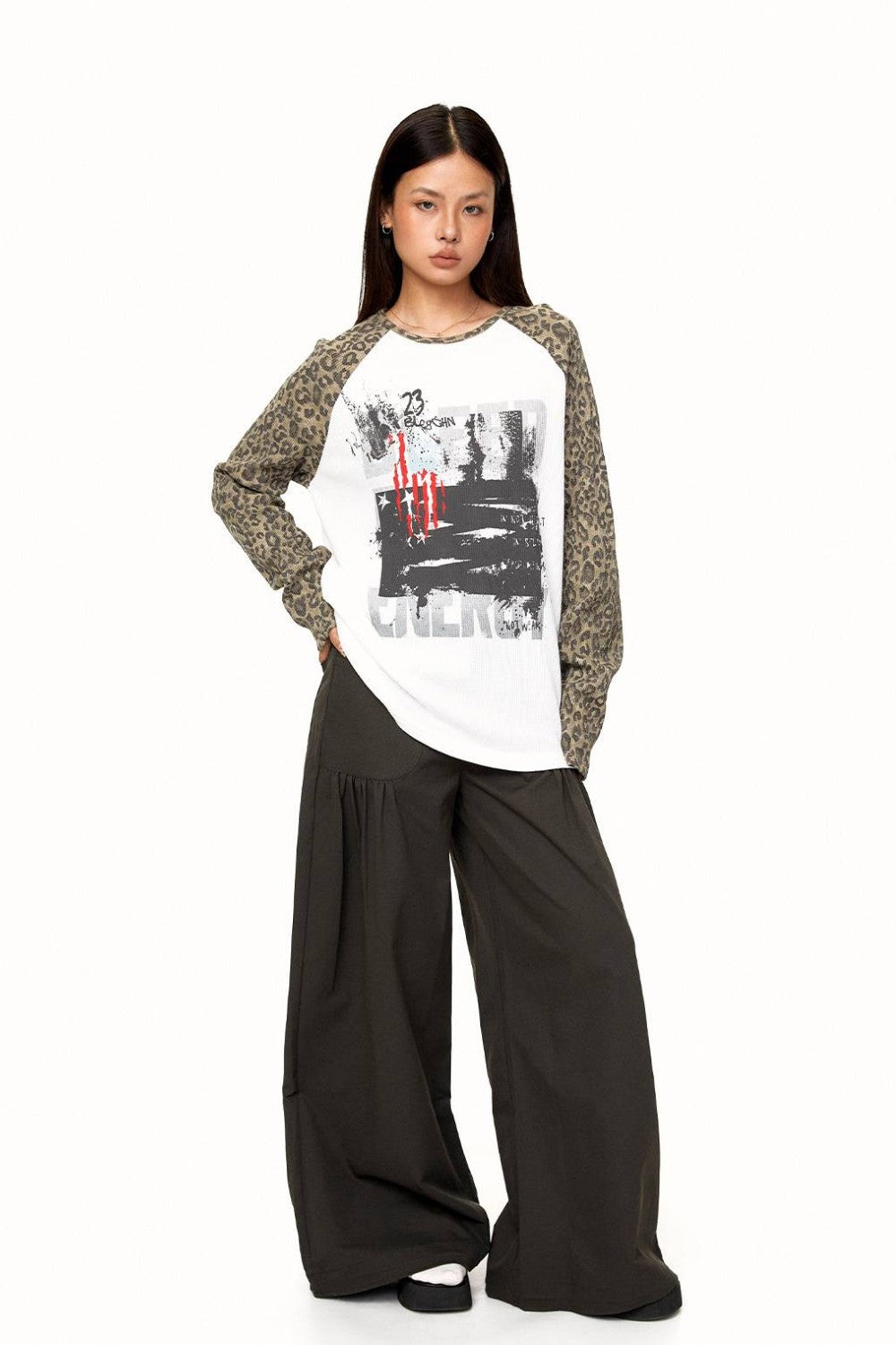 Quinn Leopard Raglan T-Shirt