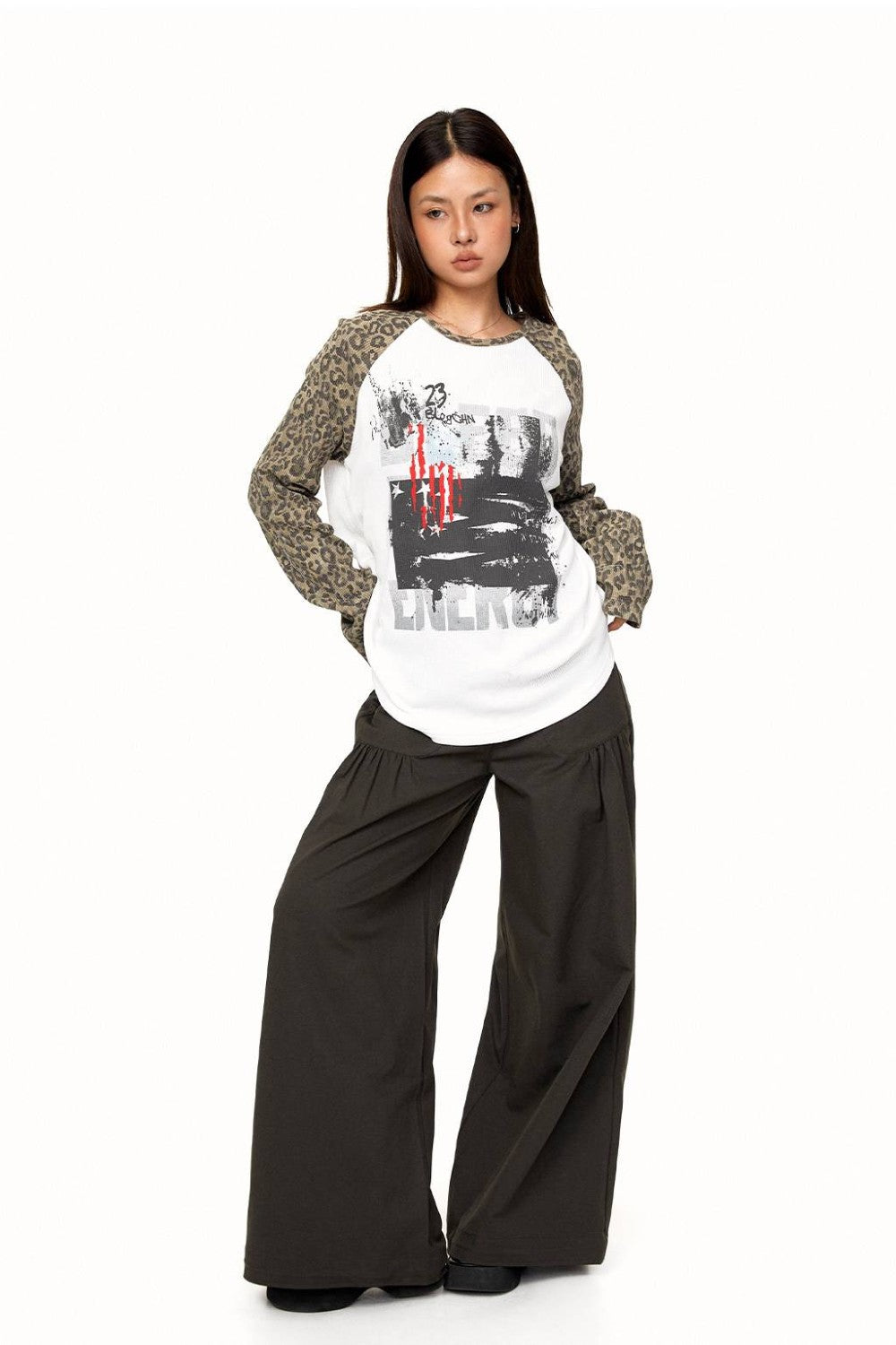 Quinn Leopard Raglan T-Shirt