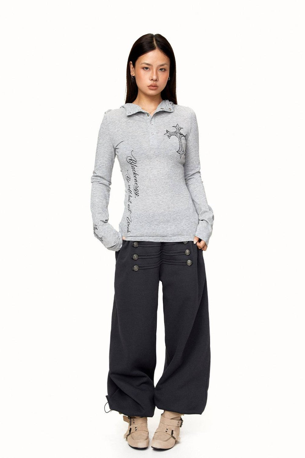 Kendall Gothic Cross Longsleeve