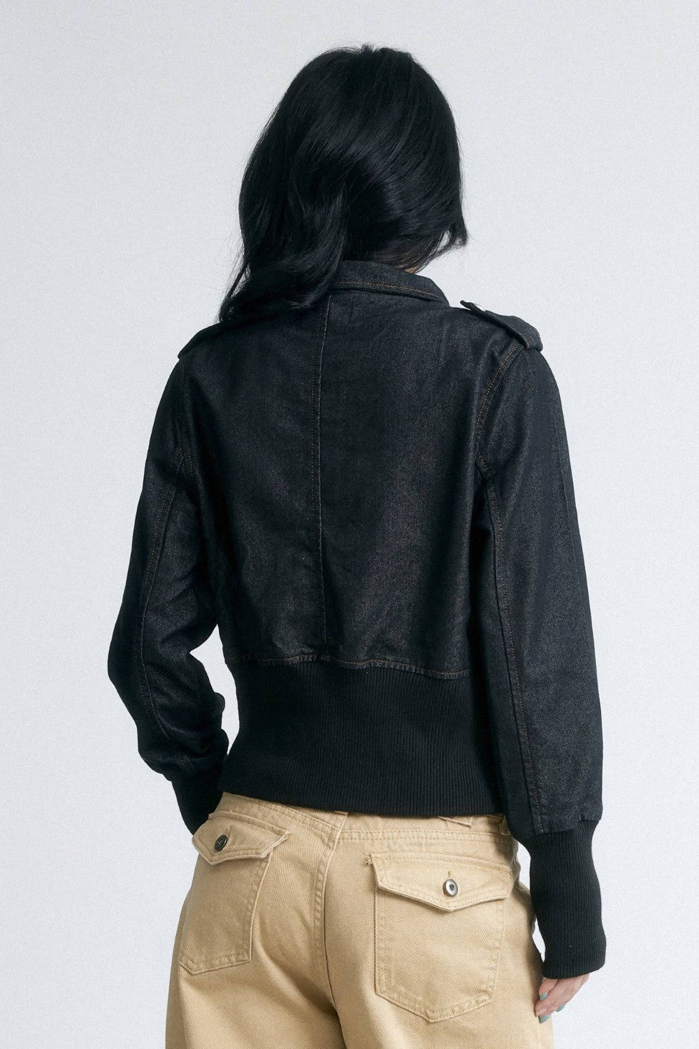 Slim Button Cropped Jacket