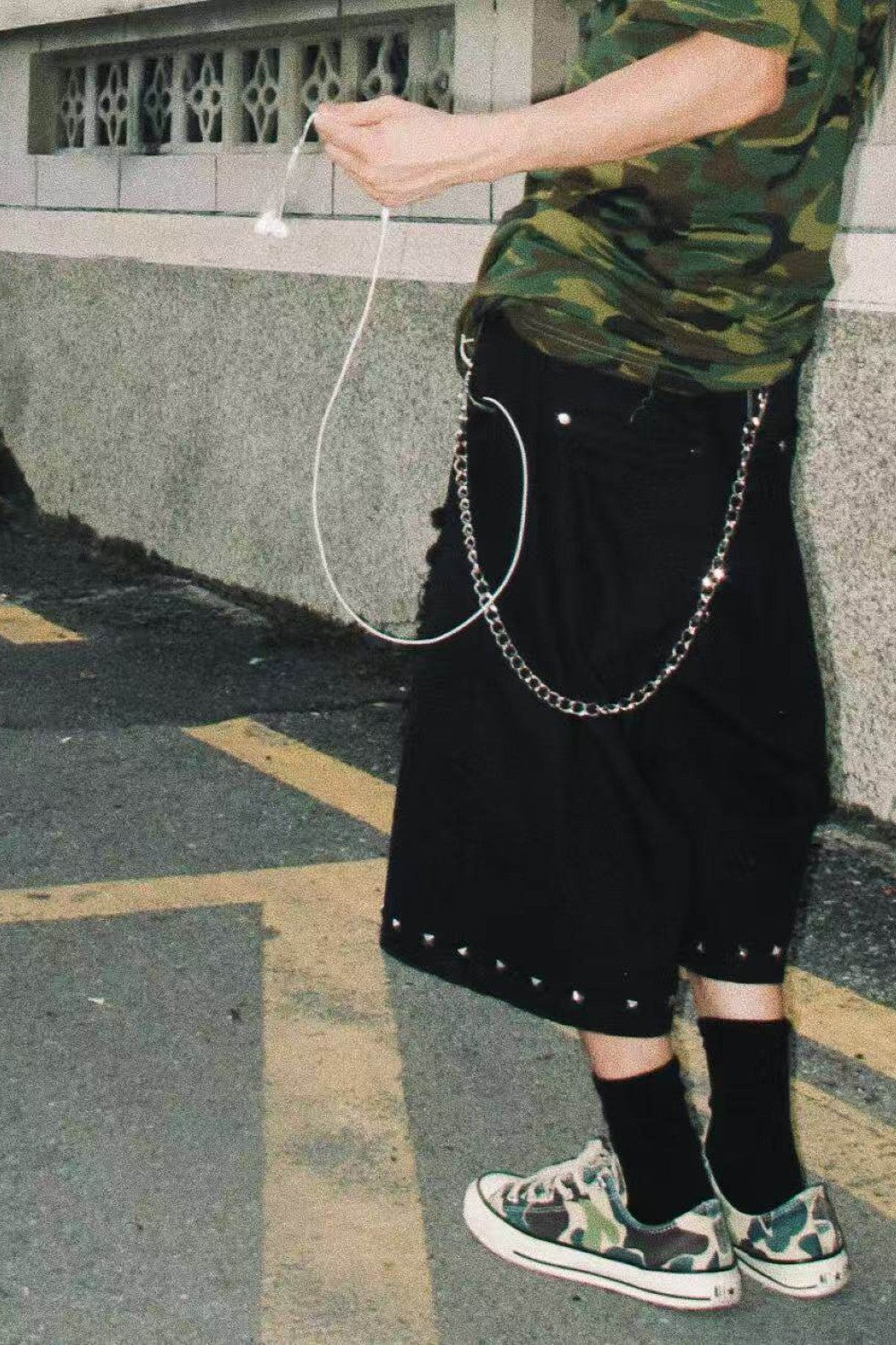 Kuro Rivet Denim Jorts