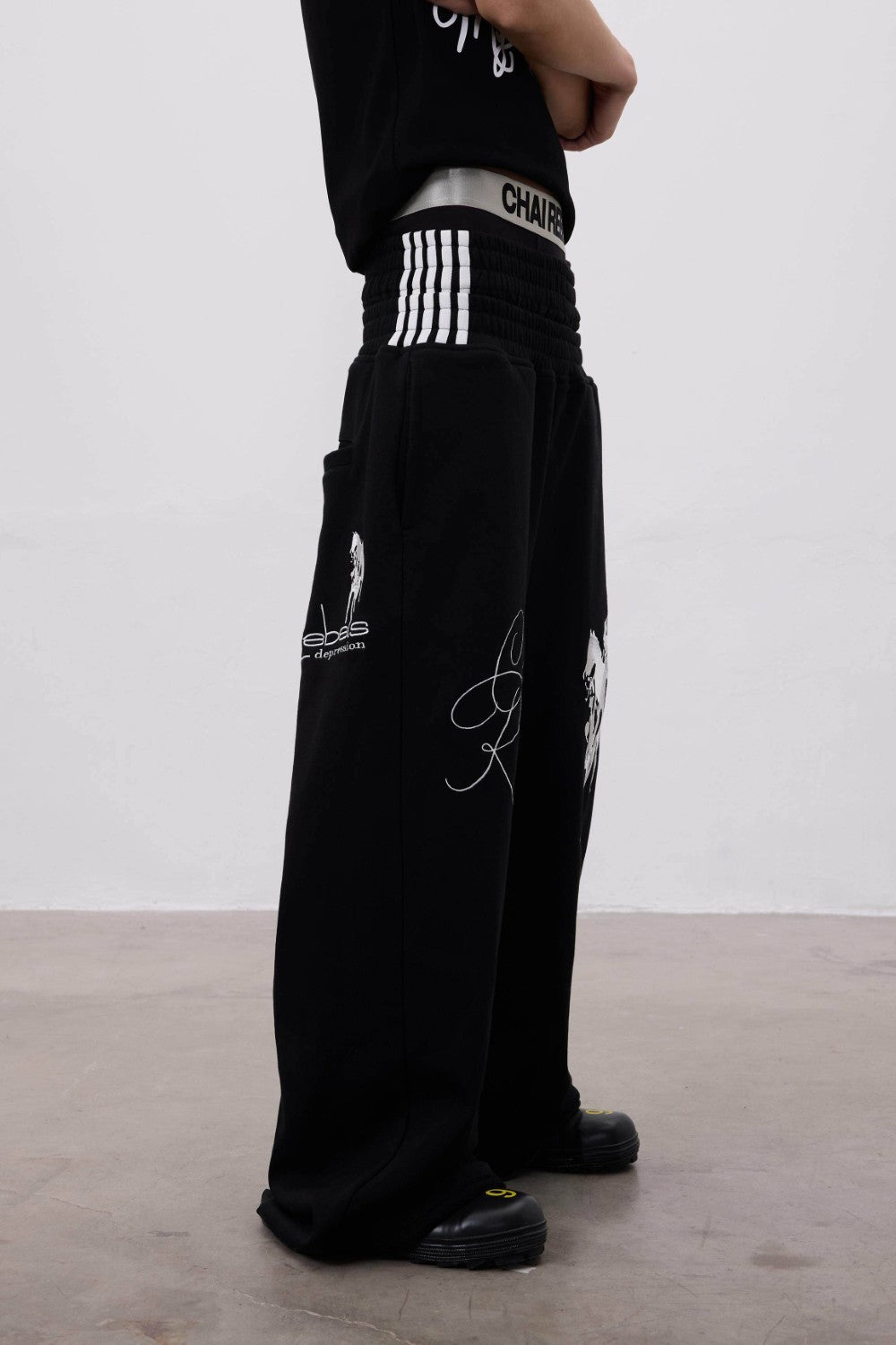 Layered Waist Rider Sweatpants