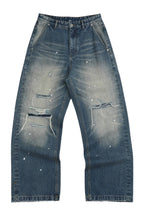 Daiki Distressed Baggy Jeans